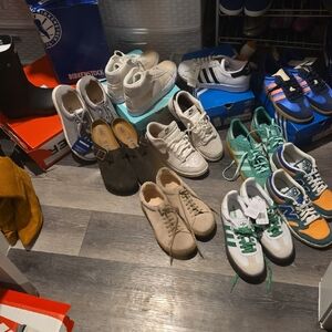 Womens Size 10 Sneaker  All Brand New